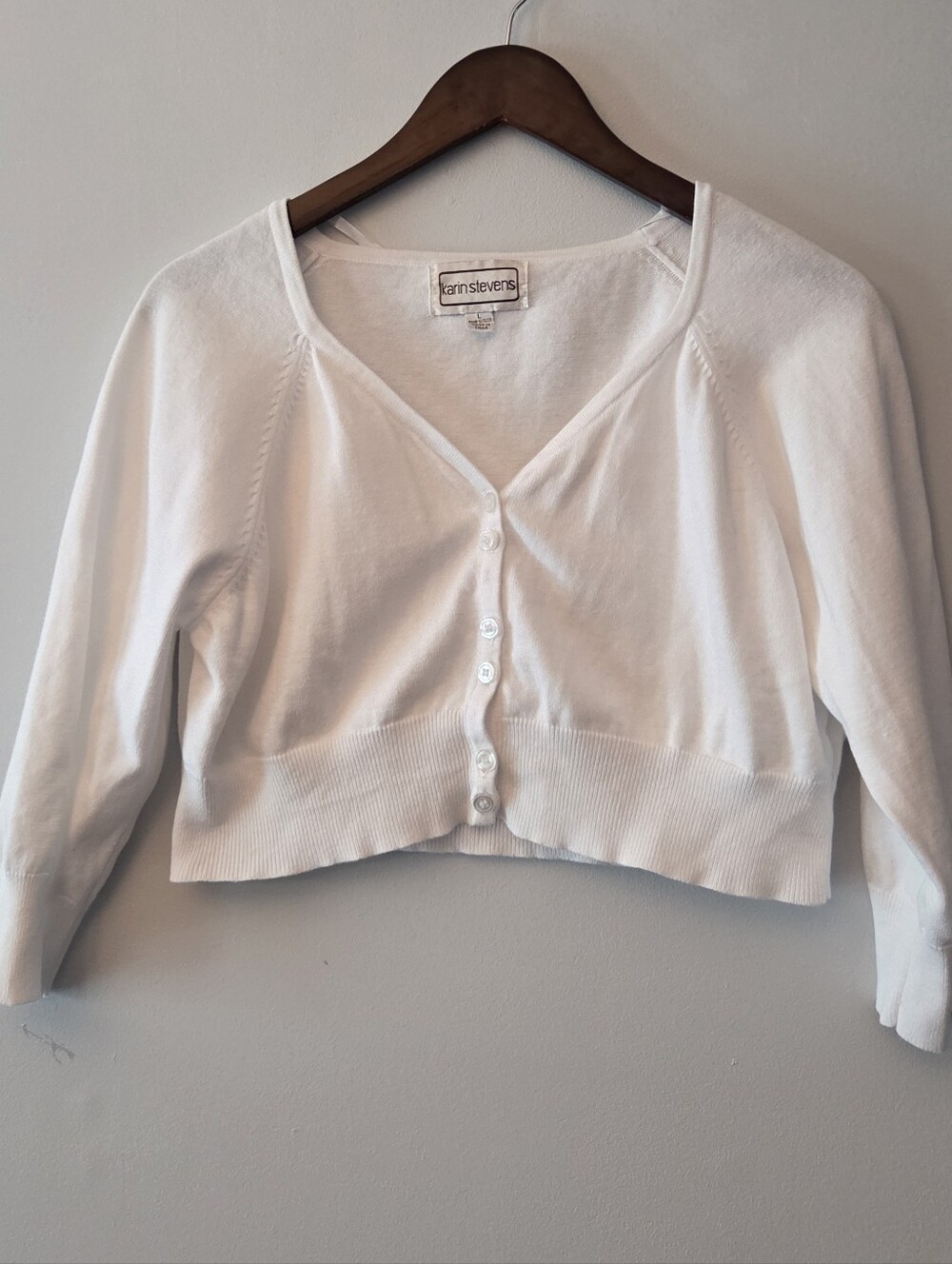 Karin Stevens Women's White V-Neck Cropped 100% Cotton Cardigan Size L